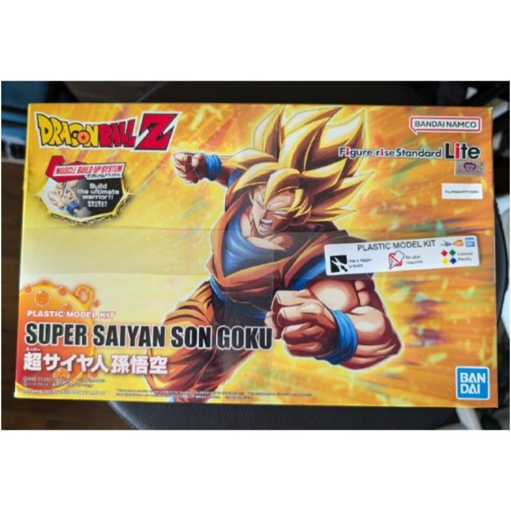 Super Saiyan Son Goku Action Figure